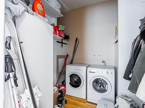 Laundry room - 389 Av. Fairmount O., Montréal (Le Plateau-Mont-Royal), QC - Indoor Photo Showing Laundry Room