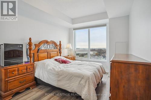 1614 - 1480 Bayly Street, Pickering, ON - Indoor Photo Showing Bedroom