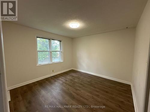 Main Fl - 210 Maple Avenue, Richmond Hill, ON - Indoor Photo Showing Other Room