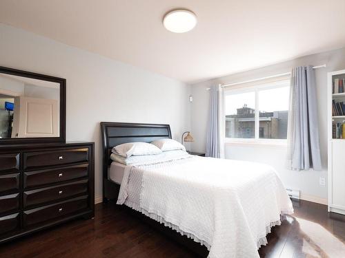 Master bedroom - 302-4051 Rue Bannantyne, Montréal (Verdun/Île-Des-Soeurs), QC - Indoor Photo Showing Bedroom