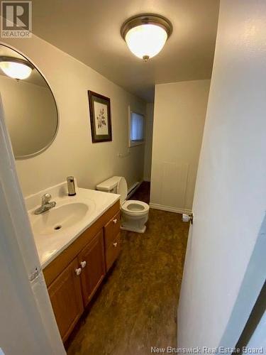 5 Dorchester, Saint John, NB - Indoor Photo Showing Bathroom