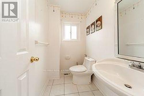 5507 Flatford Road, Mississauga, ON - Indoor Photo Showing Bathroom