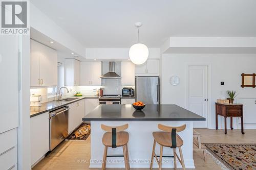 403 - 45 Sousa Mendes Street, Toronto, ON - Indoor Photo Showing Kitchen With Upgraded Kitchen