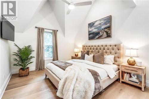 3015 Dundas Street, Burlington, ON - Indoor Photo Showing Bedroom