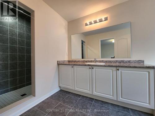 2584 Winter Words Drive, Oshawa, ON - Indoor Photo Showing Bathroom