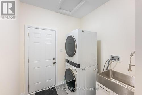 78 Holtby Court, Scugog, ON - Indoor Photo Showing Laundry Room