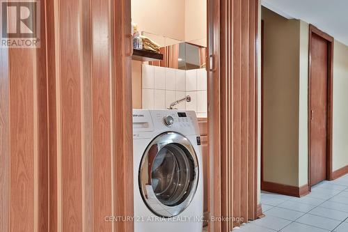573 Chancellor Drive, Vaughan, ON - Indoor Photo Showing Laundry Room