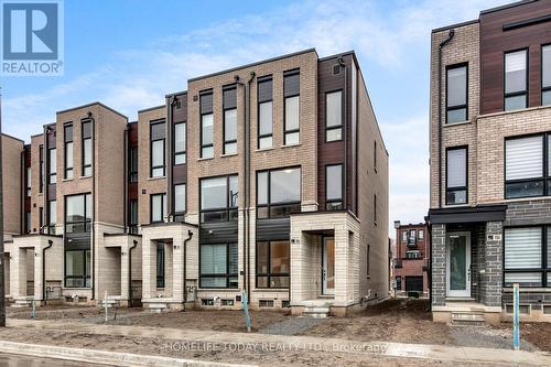 104 Stauffer Crescent, Markham, ON - Outdoor With Facade