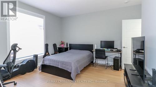 1889 Simcoe Boulevard, Innisfil, ON - Indoor Photo Showing Bedroom