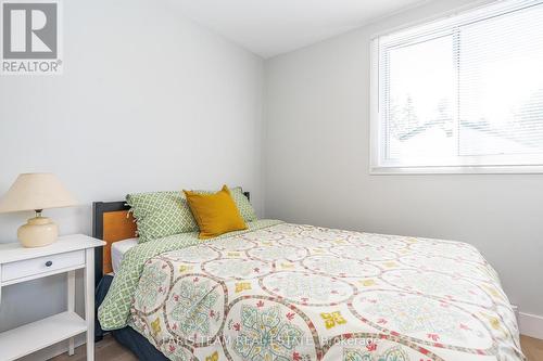 152 Silver Birch Crescent, Tay, ON - Indoor Photo Showing Bedroom