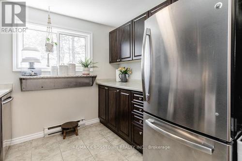 10 - 19 Loggers Run, Barrie, ON - Indoor Photo Showing Kitchen
