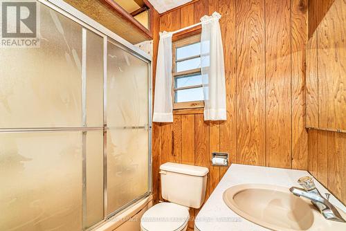 77 Cottage Road, Kawartha Lakes, ON - Indoor Photo Showing Bathroom