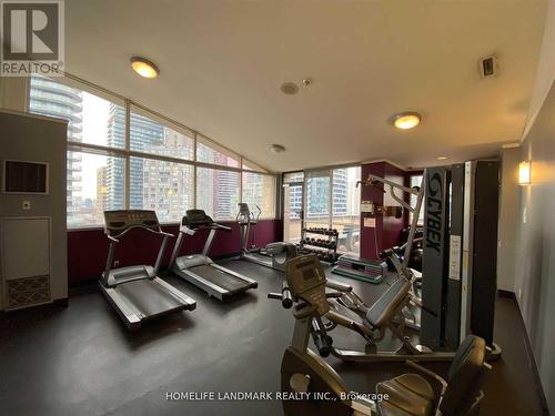 407 - 555 Yonge Street, Toronto, ON - Indoor Photo Showing Gym Room