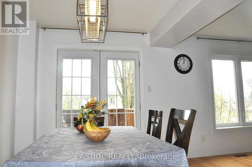 13 - 5021 Sheppard Avenue E, Toronto, ON - Indoor Photo Showing Dining Room