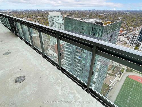 3709-39 Roehampton Ave, Toronto, ON -  With Balcony With View