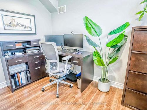 7 Treadgold Cres, Toronto, ON - Indoor Photo Showing Office