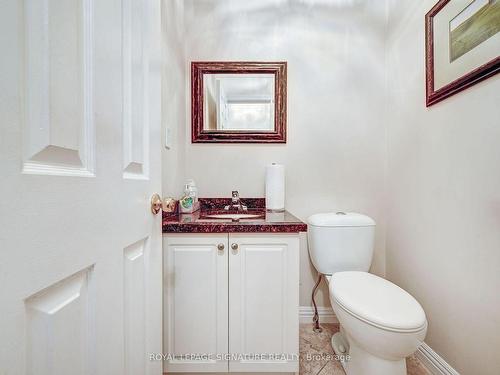 1101 Shagbark Cres, Mississauga, ON - Indoor Photo Showing Bathroom