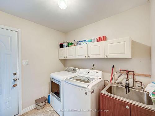 1101 Shagbark Cres, Mississauga, ON - Indoor Photo Showing Laundry Room