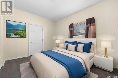 1150 Henleaze Avenue, Moose Jaw, SK - Indoor Photo Showing Bedroom
