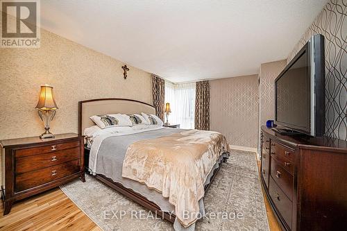 804 - 3 Concorde Place, Toronto, ON - Indoor Photo Showing Bedroom