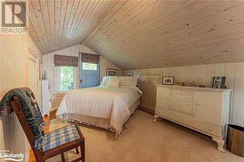 1264 Sandy Bay Road, Minden, ON - Indoor Photo Showing Bedroom
