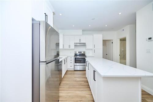4335 Ontario Street|Unit #302, Lincoln, ON - Indoor Photo Showing Kitchen With Stainless Steel Kitchen With Upgraded Kitchen
