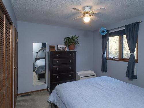 9001 John Street Road, Thunder Bay, ON - Indoor Photo Showing Bedroom