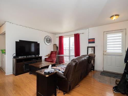 Salon - 1699  - 1703 Rue Gratton, Laval (Chomedey), QC - Indoor Photo Showing Living Room