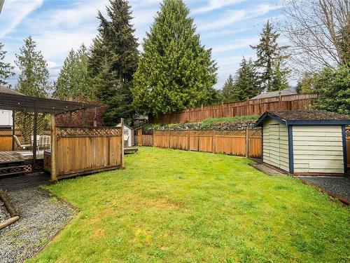 1509 Regent Pl, Cobble Hill, BC - Outdoor With Backyard