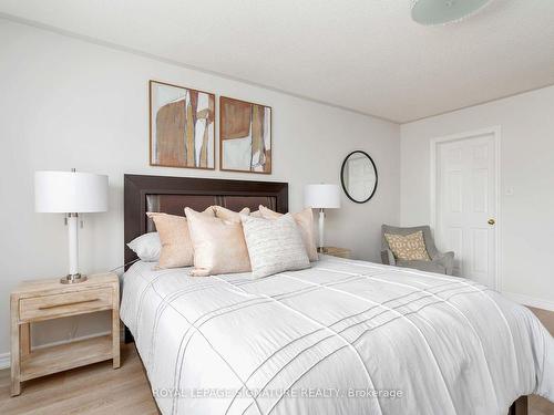 74 Lowther Ave, Richmond Hill, ON - Indoor Photo Showing Bedroom