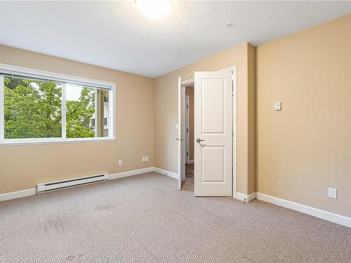 100-807 Oakhills Vista, Nanaimo, BC - Indoor Photo Showing Other Room