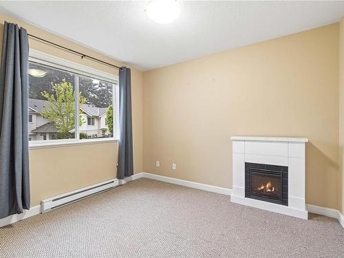 100-807 Oakhills Vista, Nanaimo, BC - Indoor With Fireplace