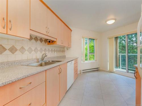 308-490 Marsett Pl, Saanich, BC - Indoor Photo Showing Kitchen With Double Sink