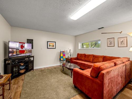241 Petersen Rd, Campbell River, BC - Indoor Photo Showing Other Room