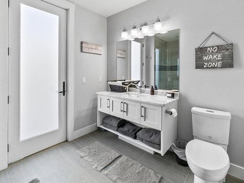 1785 Diamond View Drive, West Kelowna, BC - Indoor Photo Showing Bathroom