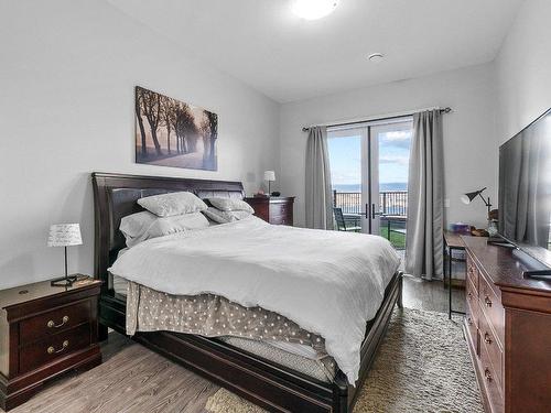 1785 Diamond View Drive, West Kelowna, BC - Indoor Photo Showing Bedroom