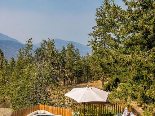 1996 Tomat Avenue, Kelowna, BC - Outdoor With View