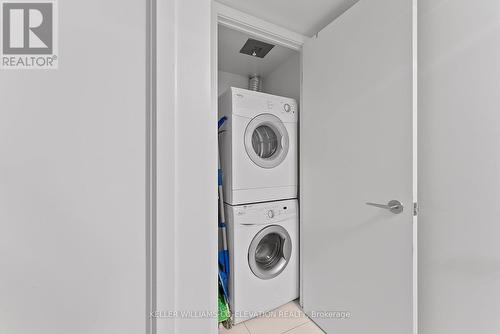 812 - 75 Queens Wharf Road, Toronto, ON - Indoor Photo Showing Laundry Room