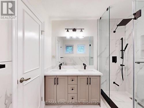 20 Montressor Drive, Toronto, ON - Indoor Photo Showing Bathroom