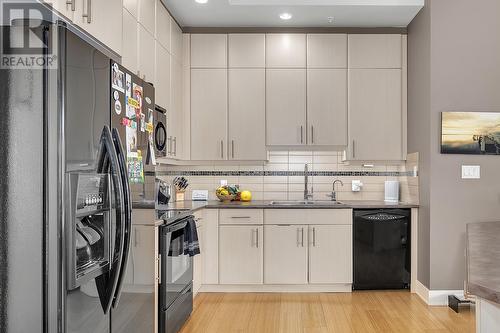 1329 Ellis Street Unit# 702, Kelowna, BC - Indoor Photo Showing Kitchen With Double Sink
