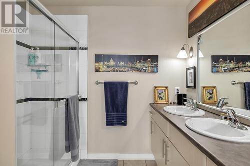 1329 Ellis Street Unit# 702, Kelowna, BC - Indoor Photo Showing Bathroom