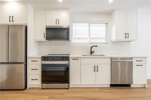 Full Eat In Kitchen - 569 Corbett Street|Unit #Main, Hamilton, ON - Indoor Photo Showing Kitchen With Stainless Steel Kitchen With Upgraded Kitchen