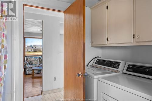 317 Route 530, Grande-Digue, NB - Indoor Photo Showing Laundry Room