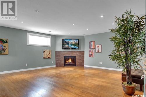 3918 Sandhill Crescent, Regina, SK - Indoor With Fireplace