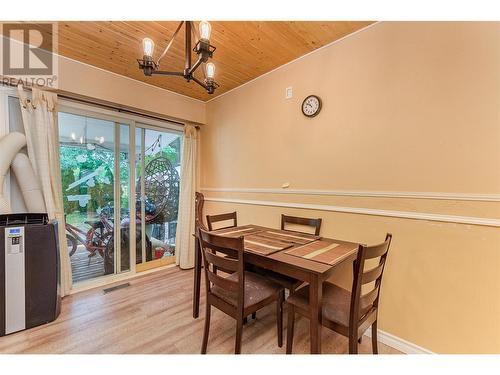 309 Baird Avenue, Enderby, BC - Indoor Photo Showing Dining Room