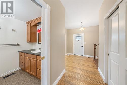1706 Thurston Road, Sarnia, ON - Indoor Photo Showing Other Room