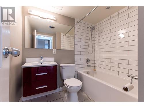 408 1501 Queensway Street, Prince George, BC - Indoor Photo Showing Bathroom
