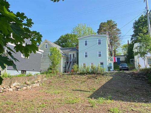 102 Fox Street, Lunenburg, NS 