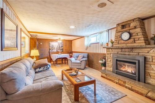 32 Cloke Court, Hamilton, ON - Indoor Photo Showing Living Room With Fireplace