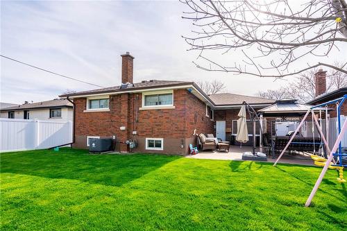 32 Cloke Court, Hamilton, ON - Outdoor With Exterior